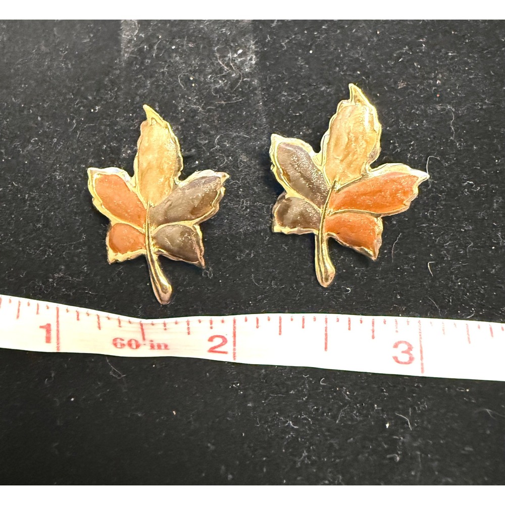 Vintage Style Maple Leaf Enamel Stud Earrings Gold Tone Autumn Fall Jewelry